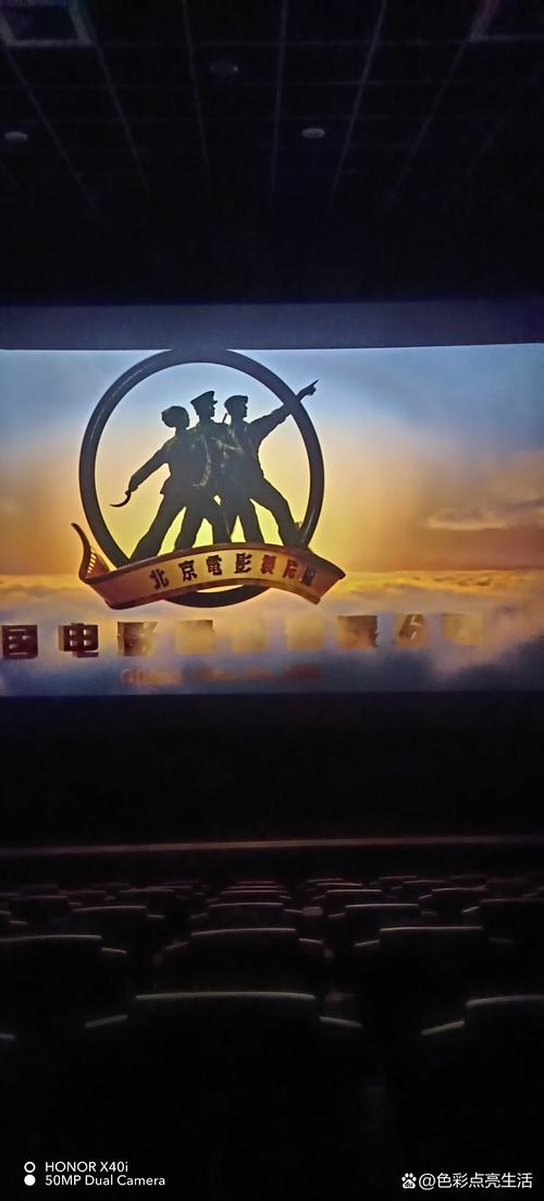 精品久久久专区的相关介绍