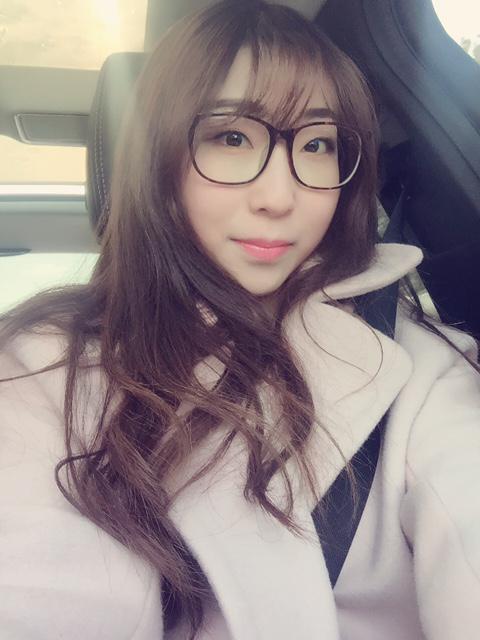 免费看女人啪啪的相关介绍