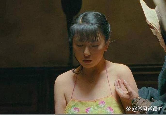 18岁女生的乳的相关介绍