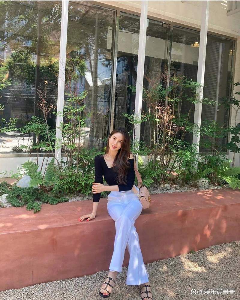 午夜精彩福利院的相关介绍