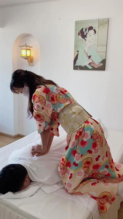 97影院午夜在线观看视播放的相关介绍