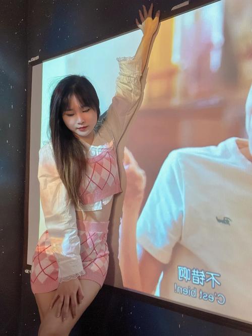 美女丝袜av一区二区三区的相关介绍
