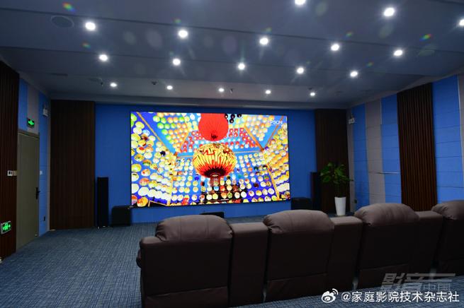 亚洲少妇精品自拍av的相关介绍