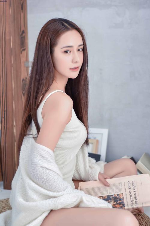 淫淫少妇av的相关介绍