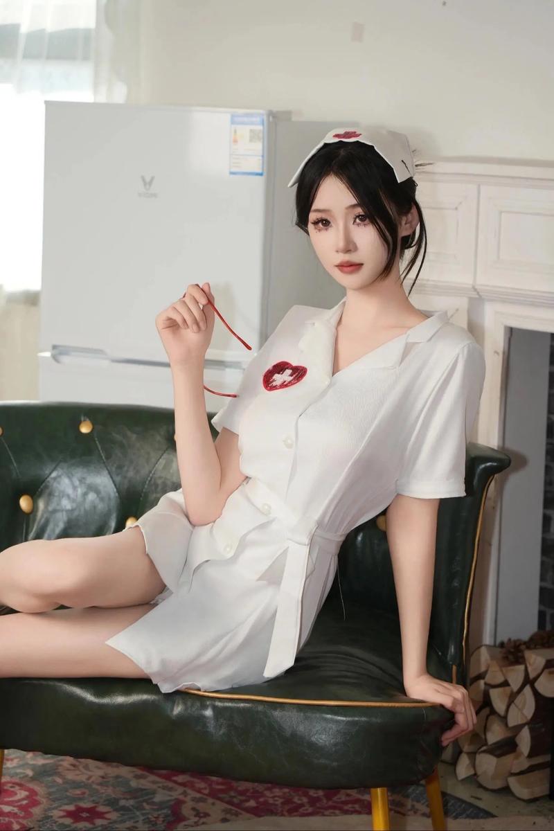 动漫18禁在线看的相关介绍