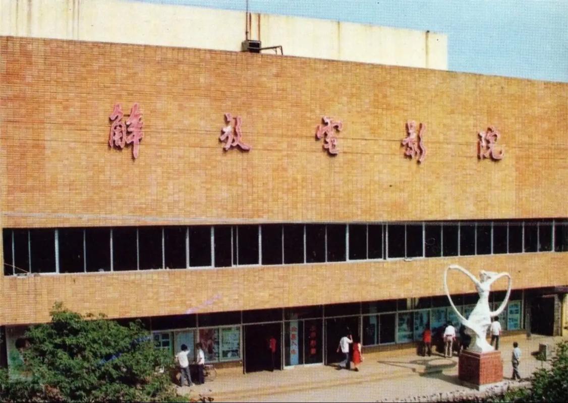 人妻系列h啪啪的相关介绍