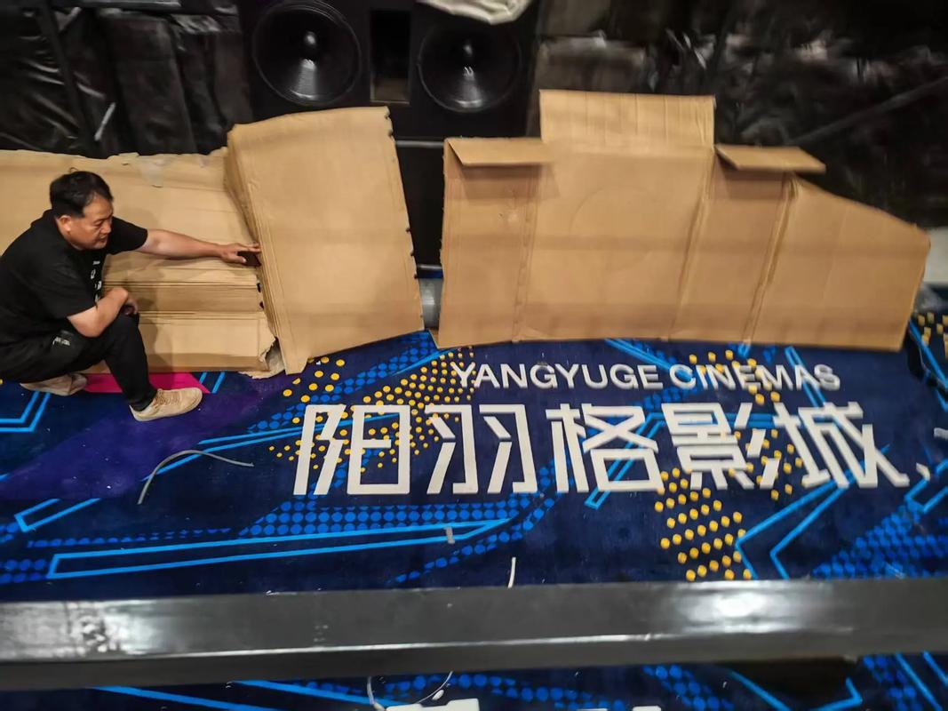 超碰爱爱人妻的相关介绍