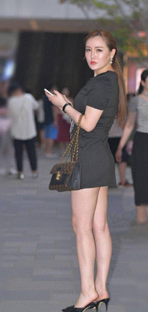 亚洲七七久久桃花影院的相关介绍