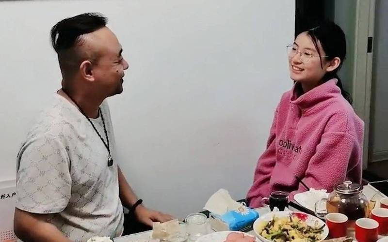 国产护士av美腿丝袜美腿的相关介绍