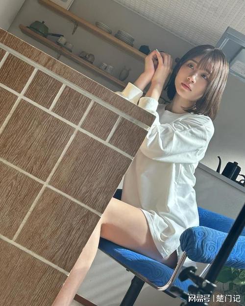 熟女人妻在线的相关介绍