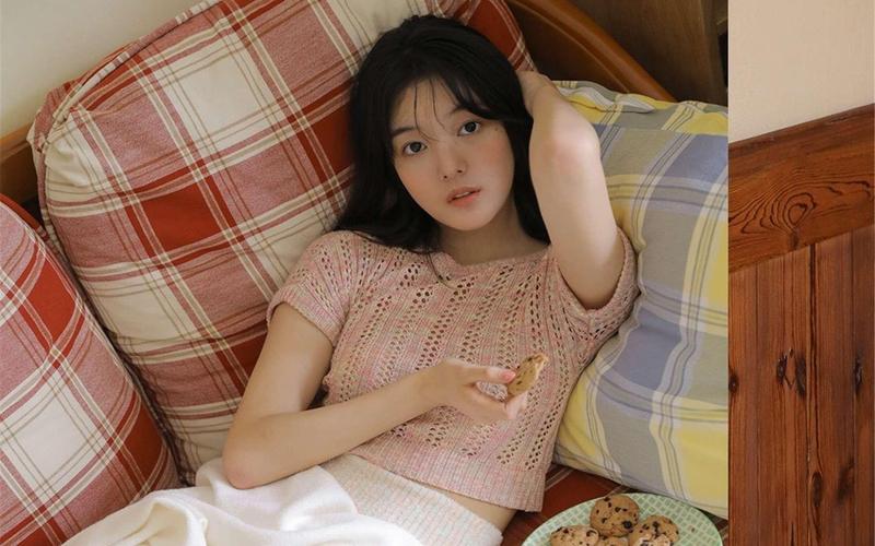 jjzzhut少妇的相关介绍