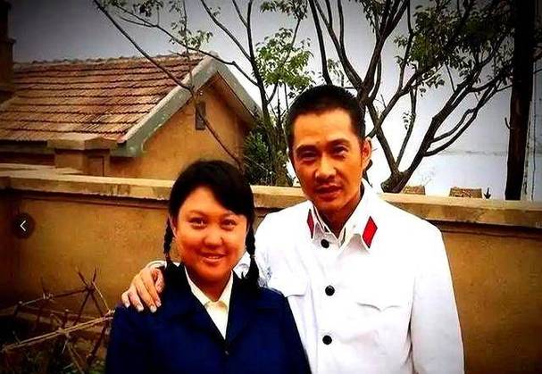 午夜性莉莉影院正在播放的相关介绍