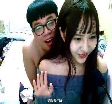 夫妻一起看毛片的相关介绍