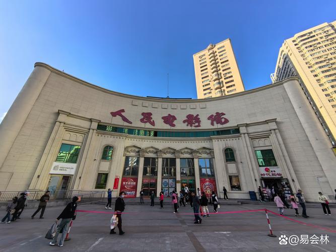 美女扒开狂揉的相关介绍