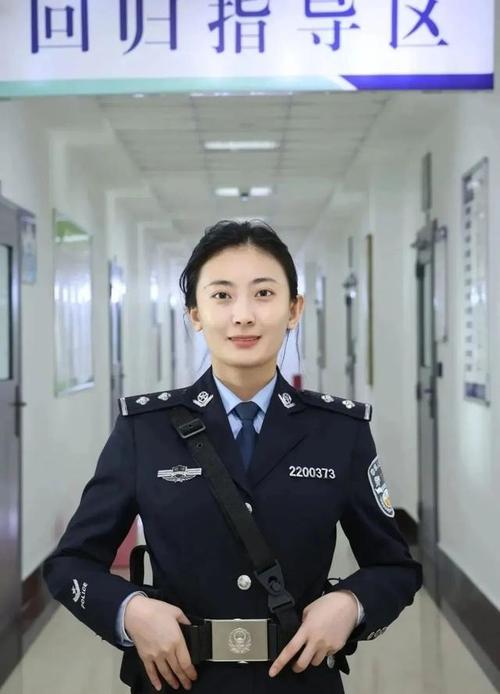伊人影院蕉久影院在线的相关介绍